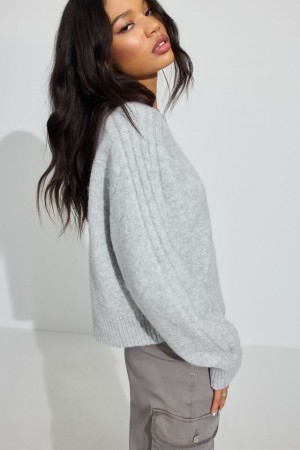 Light Grey Women Garage Spongy Loose Crewneck Sweater | A-0231754