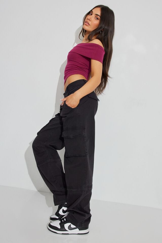 Black Women Garage Remi Straight Cargo Pants | A-4581097