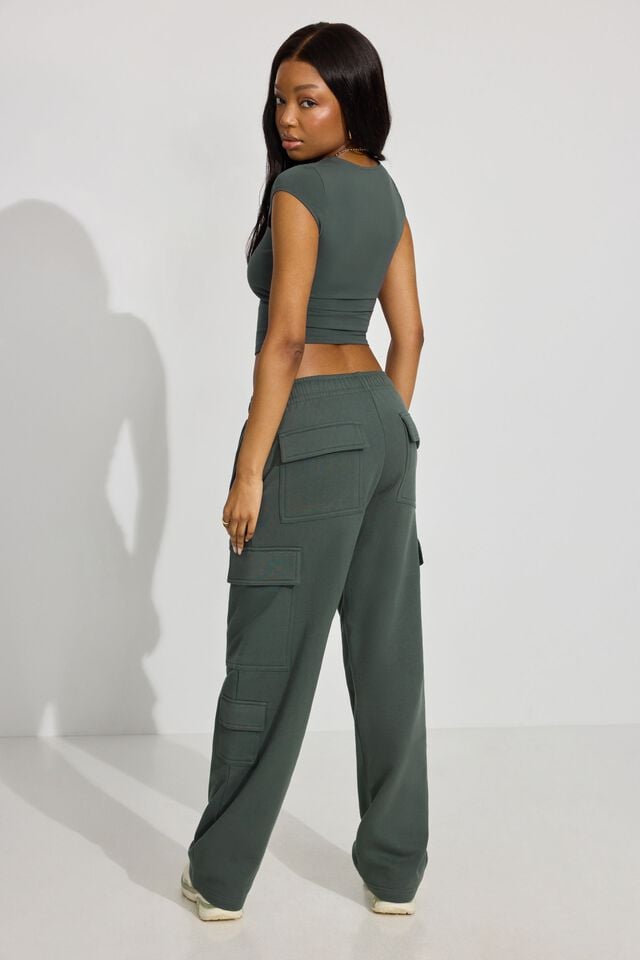 Dark Green Women Garage Ultrafleece Cargo Sweatpants | A-4630872