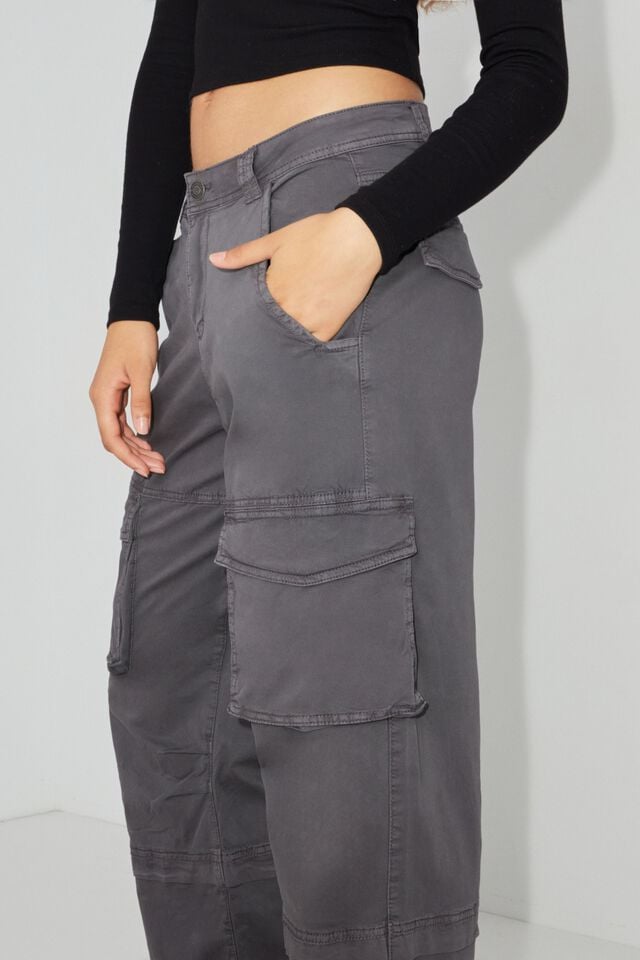 Grey Women Garage Remi Straight Cargo Pants | A-4596872