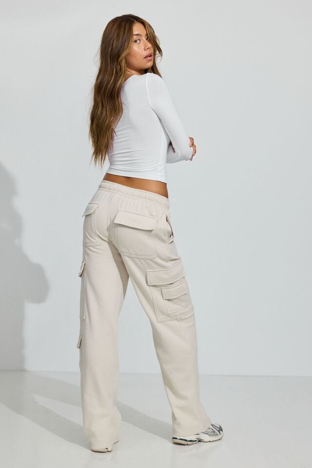 White Women Garage Ultrafleece Cargo Sweatpants | A-4953176